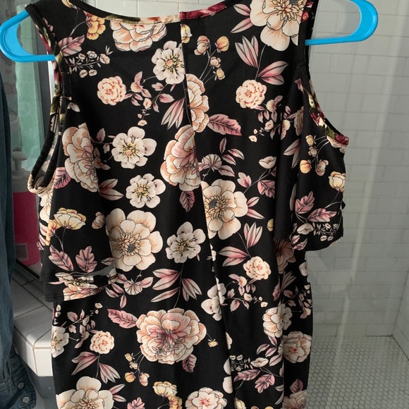 Top - Picture 3 of 4